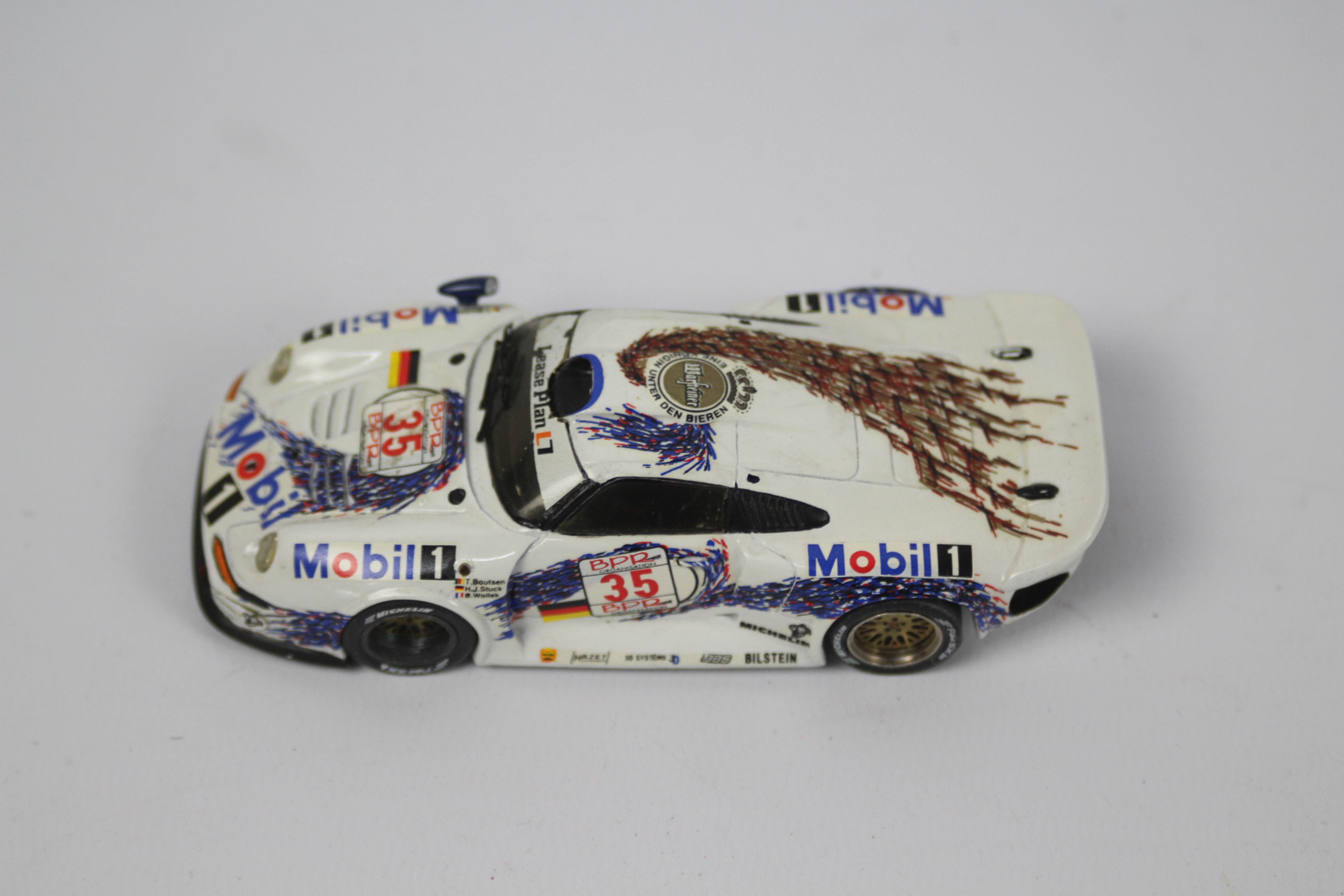 Starter - A hand built resin Porsche 911 GT1 1996 Brands Hatch winning car in 1:43 scale # POR184. - Image 5 of 5