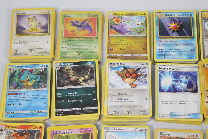 Pokémon Cards - An excess of 400 assorted Pokemon cards, comprising of non-holographic cards, - Image 3 of 9