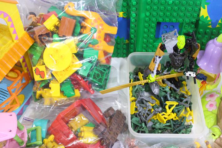 Lego - Duplo - Power Strike - ELC - Hasbro - A collection of toys including a group of plastic toy - Image 2 of 4