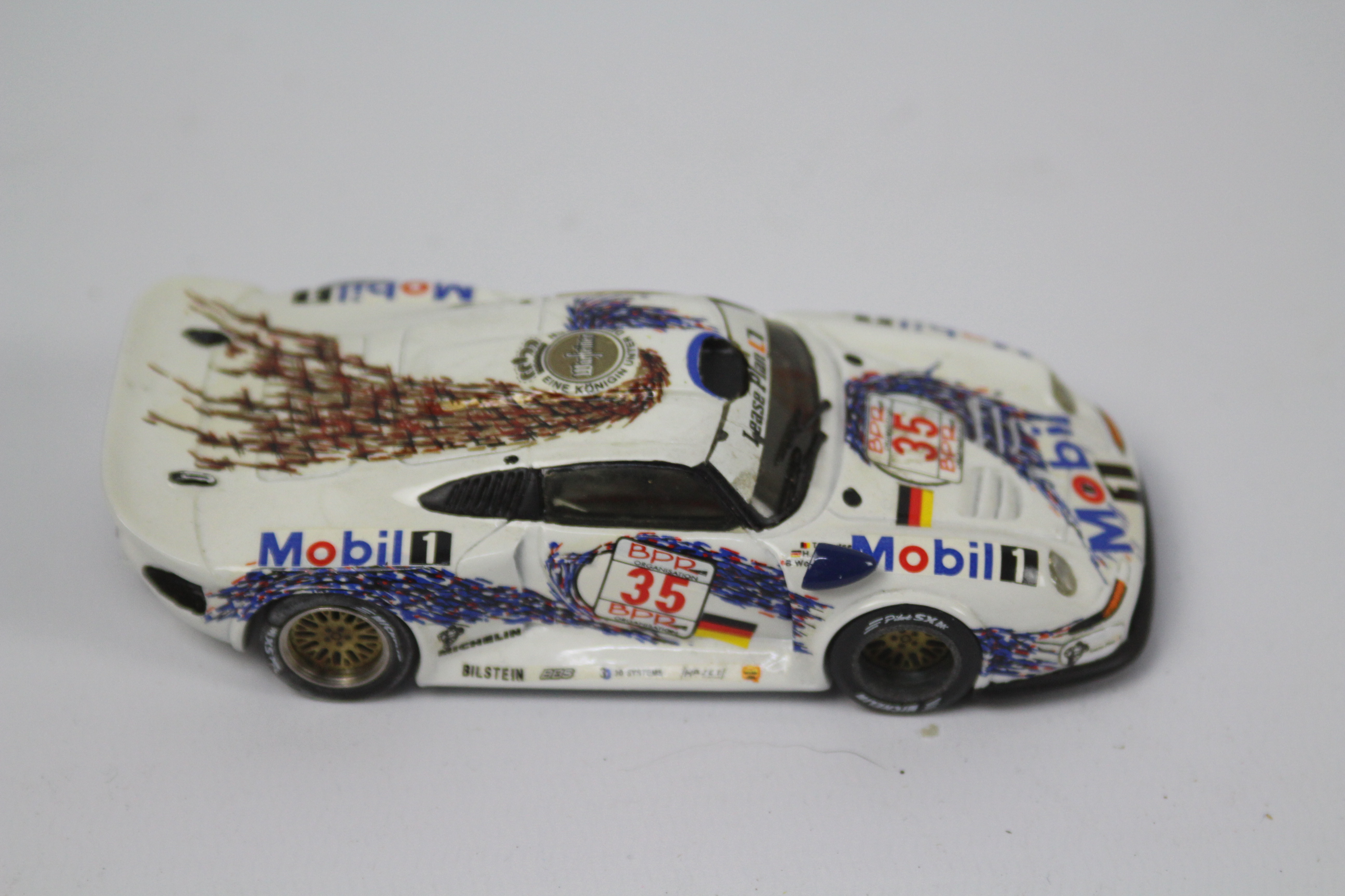 Starter - A hand built resin Porsche 911 GT1 1996 Brands Hatch winning car in 1:43 scale # POR184. - Image 3 of 5