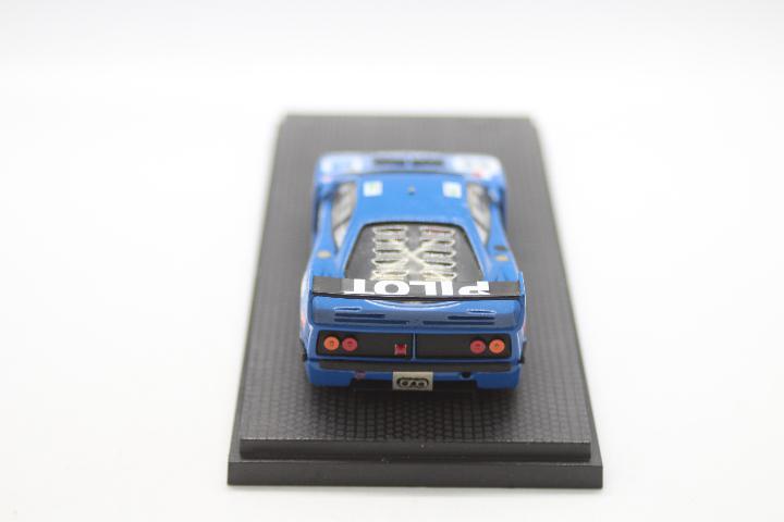 BBR Models - A hand built resin 1:43 scale Ferrari F40 in Pilot Pen Racing livery. # 105173. - Image 4 of 4