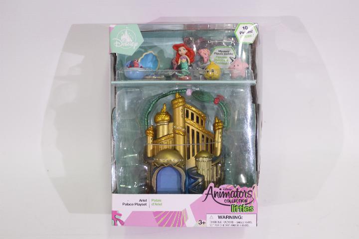 Disney - 3 x boxed Disney Animations Collection Littles sets - Lot includes an Aurora Cottage - Image 4 of 4