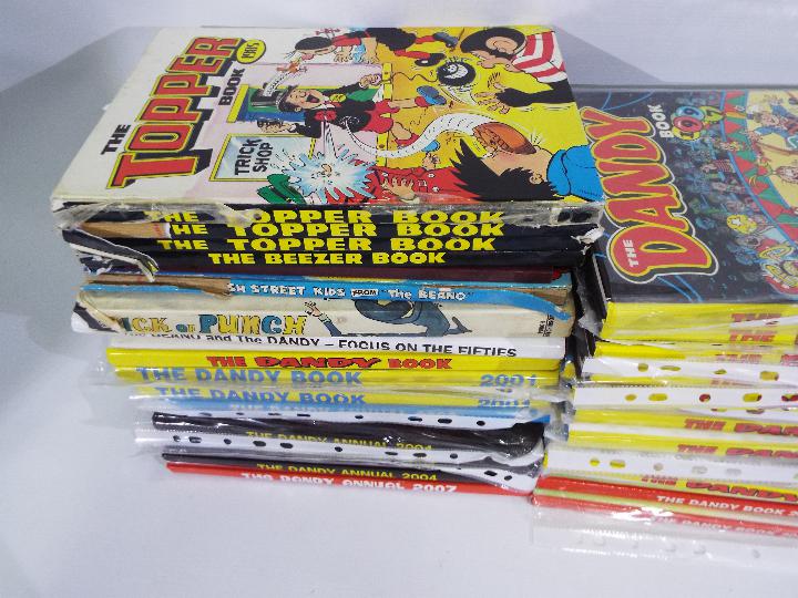 The Dandy Book - An excess of 30 The Dandy annuals to include: 1985, 1997 and 2002 and more. - Image 2 of 4