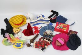 Build-a-Bear - A collection 25 x Build-a-Bear accessories and clothing - Lot includes a suitcase