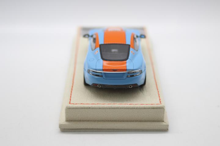 Tecnomodel - A limited edition 2010 Aston Martin DBS in 1:43 scale in Gulf Racing livery with the - Image 5 of 5