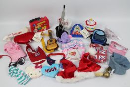 Build-a-Bear - A collection 25 x Build-a-Bear accessories and clothing - Lot includes a soft toy