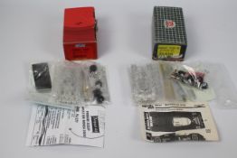 BBR Models - 2 x unmade Ferrari 333SP model kits in 1:43 scale, one resin and one metal,