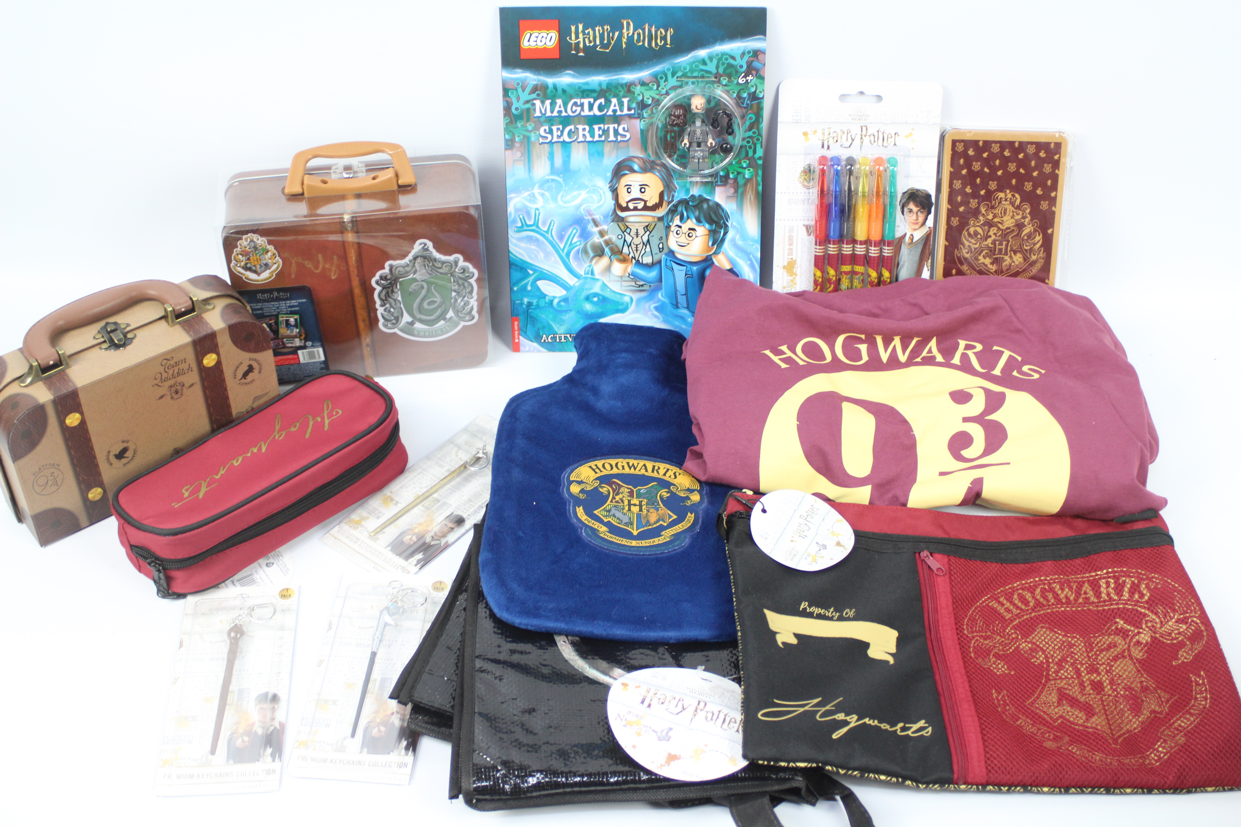 Wizarding World - A collection of 13 x boxed and unboxed Harry Potter Wizarding World items - Lot