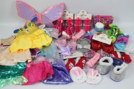 Build-a-Bear - A collection of Build-a-Bear clothes and accessories - Lot includes 7 x dresses,