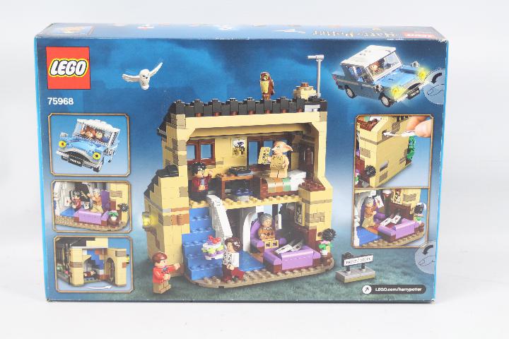 Lego Set - Harry Potter - A factory sealed Lego Harry Potter set No. 75968 4 Privet Drive. - Image 2 of 2