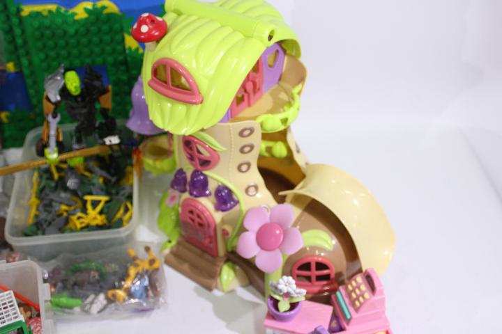 Lego - Duplo - Power Strike - ELC - Hasbro - A collection of toys including a group of plastic toy - Image 3 of 4