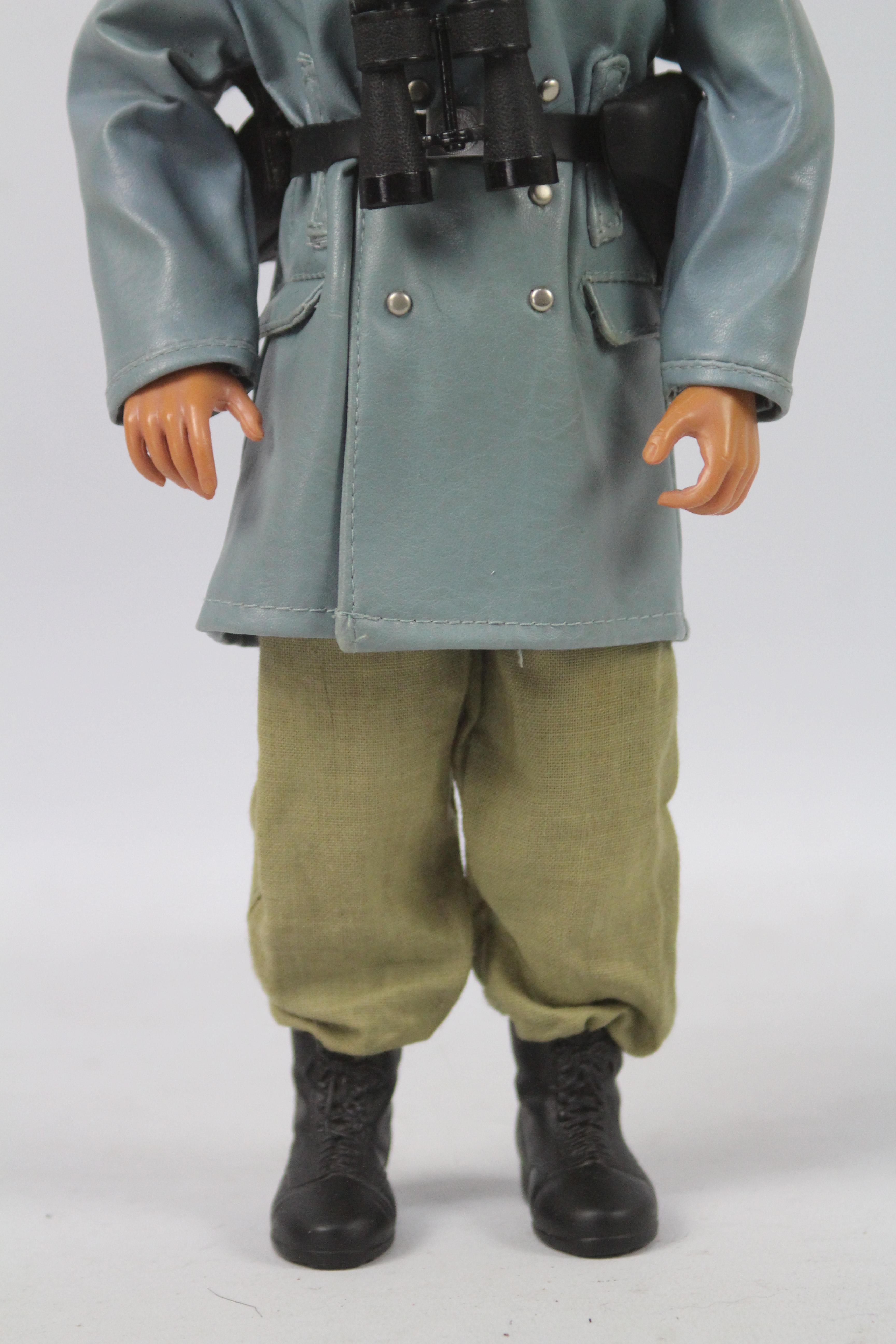 Dragon - An unboxed Dragon WWII German Forces 1:6 scale #70090 "Herbert" WWII German Kriegsmarine - Image 3 of 7