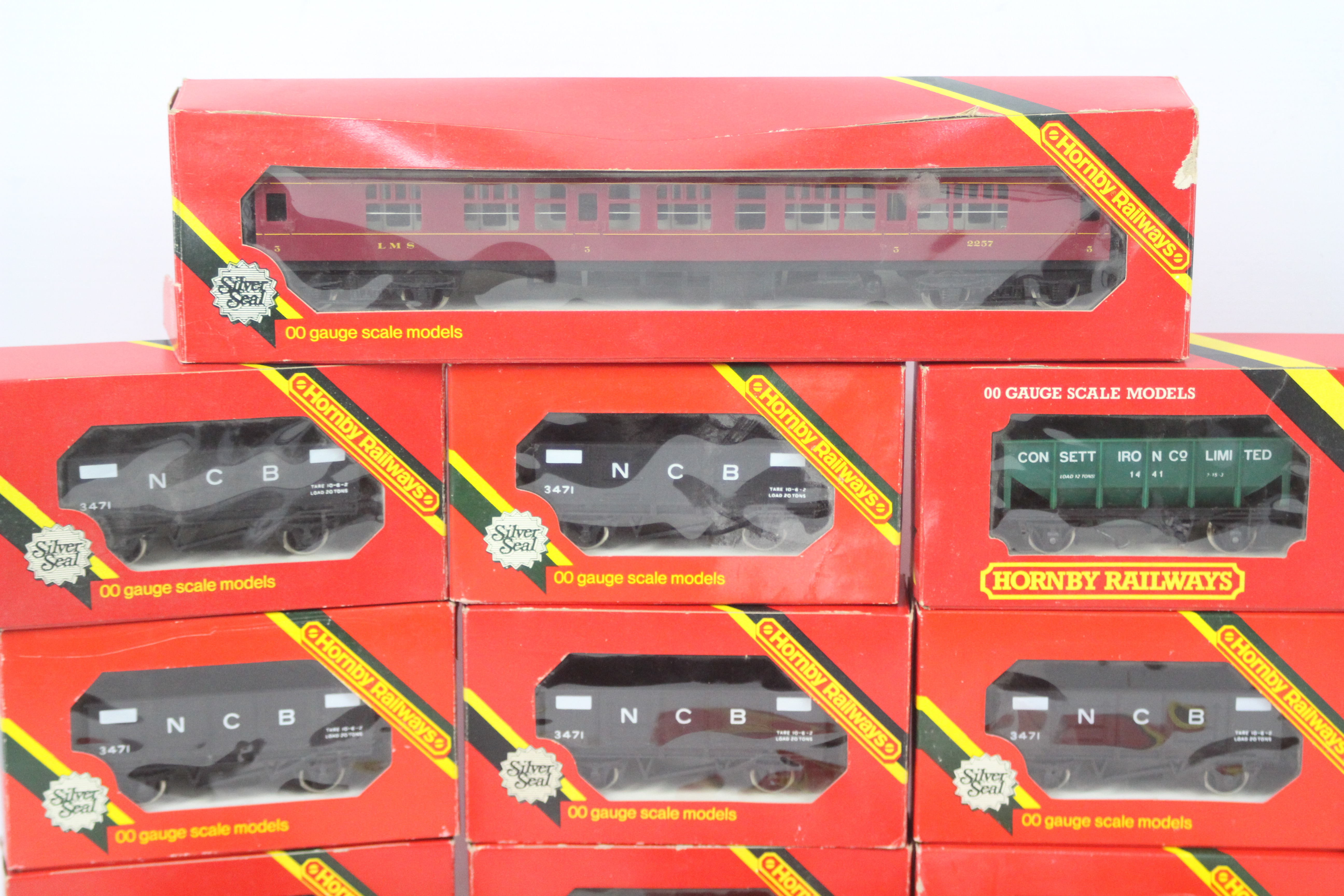 Hornby - A boxed collection of OO gauge rolling stock and track parts. - Image 2 of 2