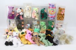 Ty Beanie Babies - 16 x Beanie Babies presented in plastic case,