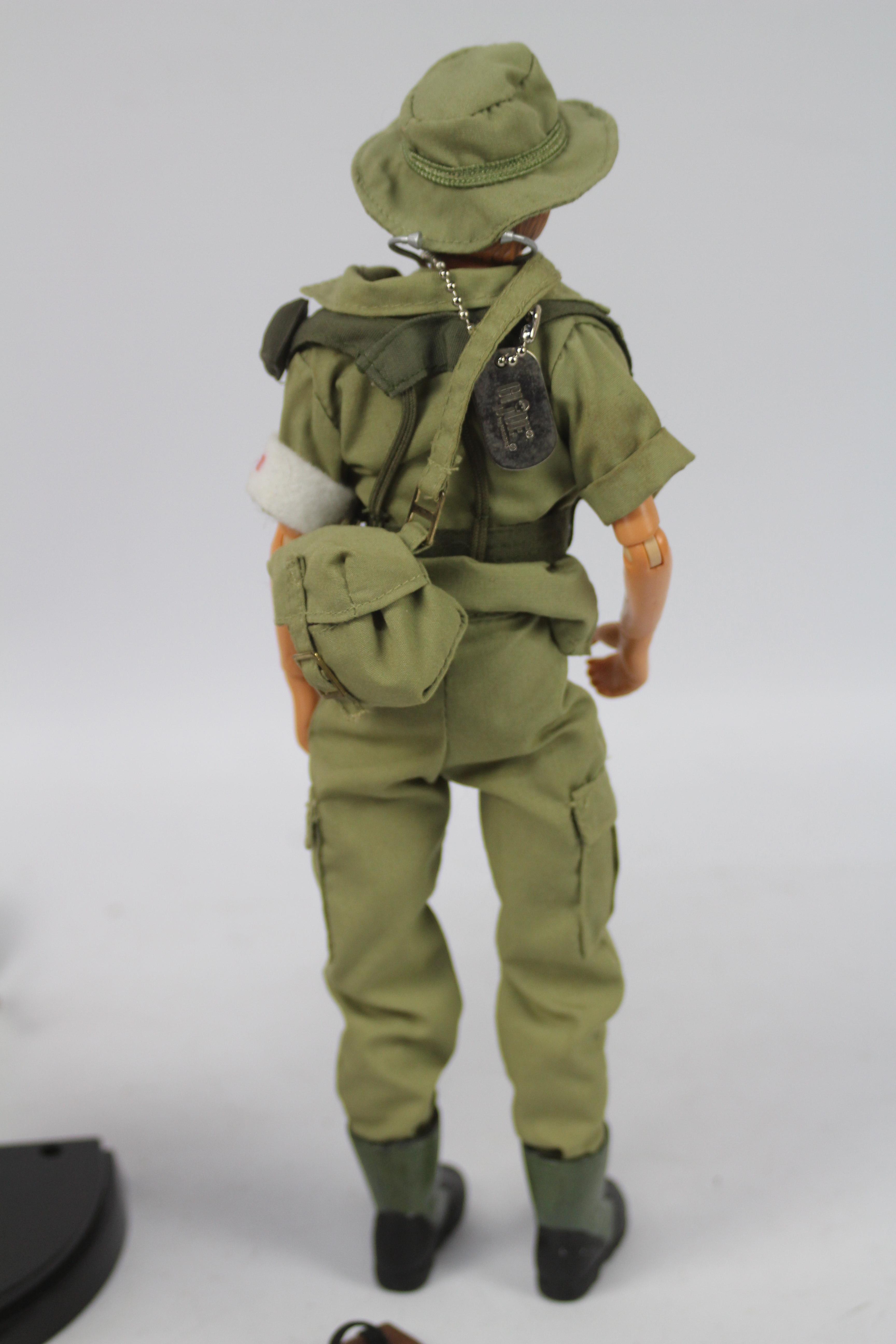 GI Joe, Hasbro, Dragon - Two unboxed 'Vietnam' themed action figures. - Image 5 of 5