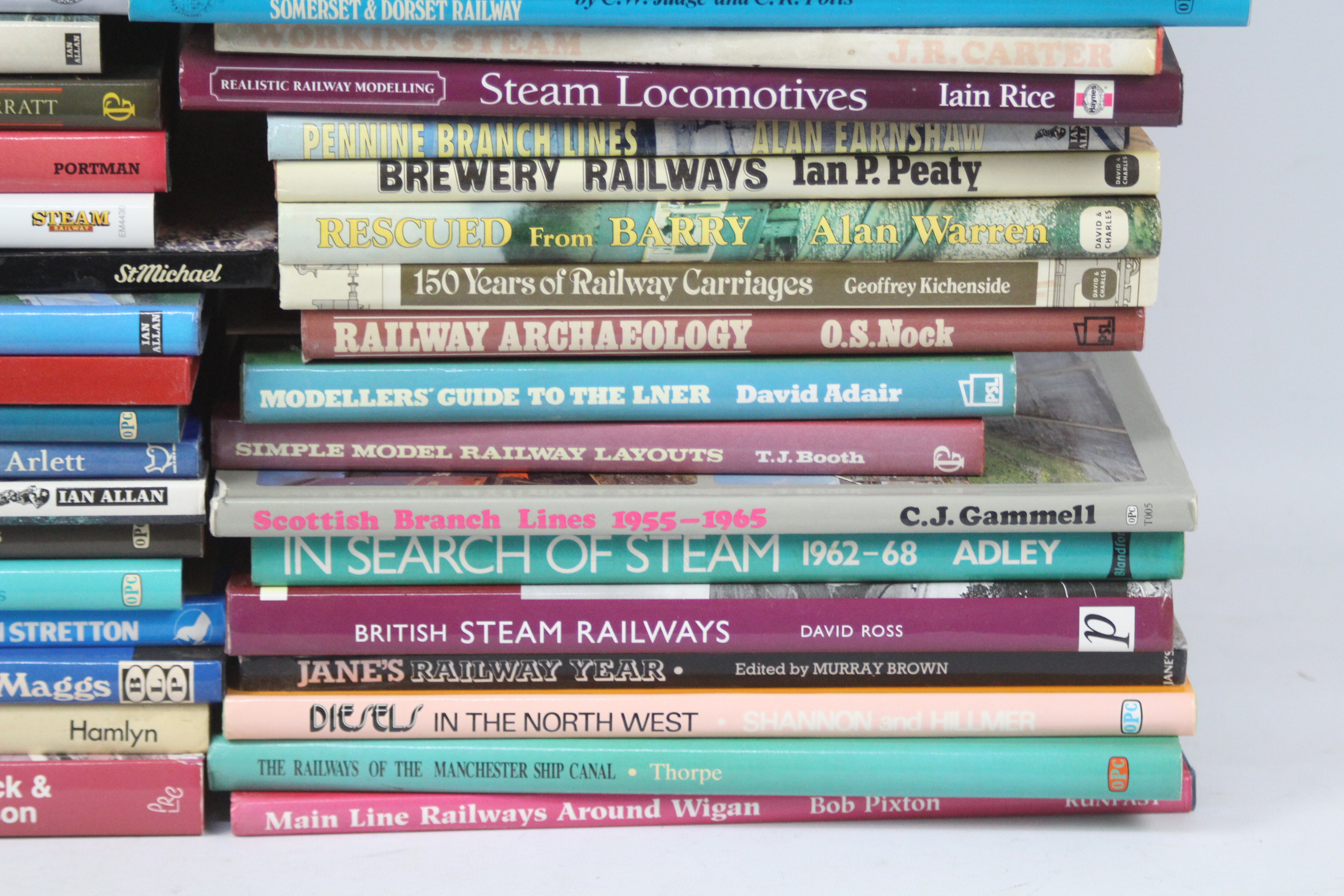 Railway Books - A group of over 40 model railway and predominately railway interest books. - Image 4 of 5