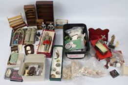 Torbay - Dijon - In excess of 20 miniature dolls house furniture to include: Pottery, knights,