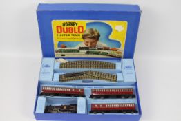 Hornby - Dublo - Meccano. Electric Train Set includes 2 - 6 - 4 Tank passenger train B.