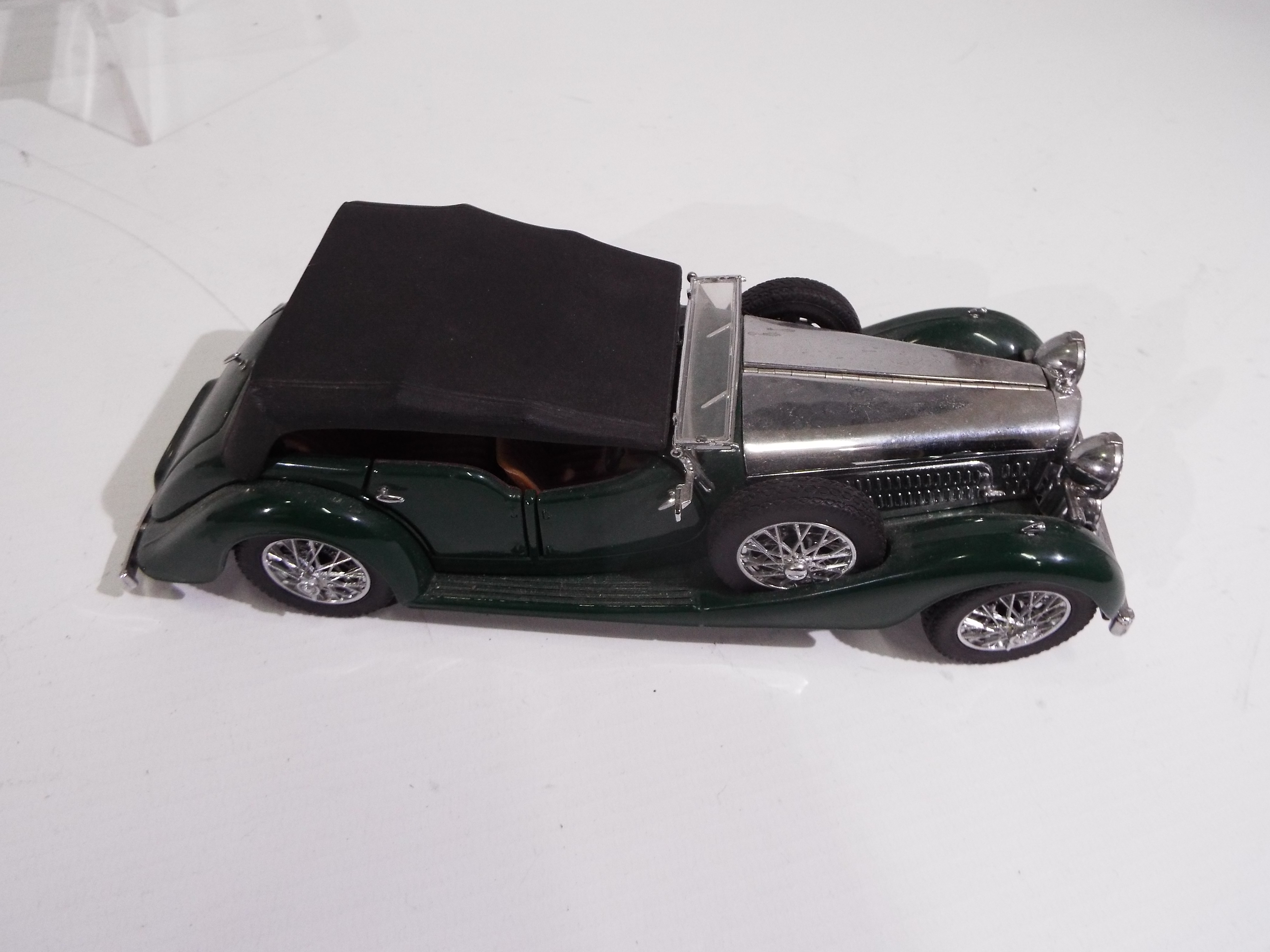 Franklin Mint - 5 x unboxed cars, 1948 MG TC, 1961 Jaguar E Type, 1929 Bentley, 1938 Alvis 4. - Image 4 of 5