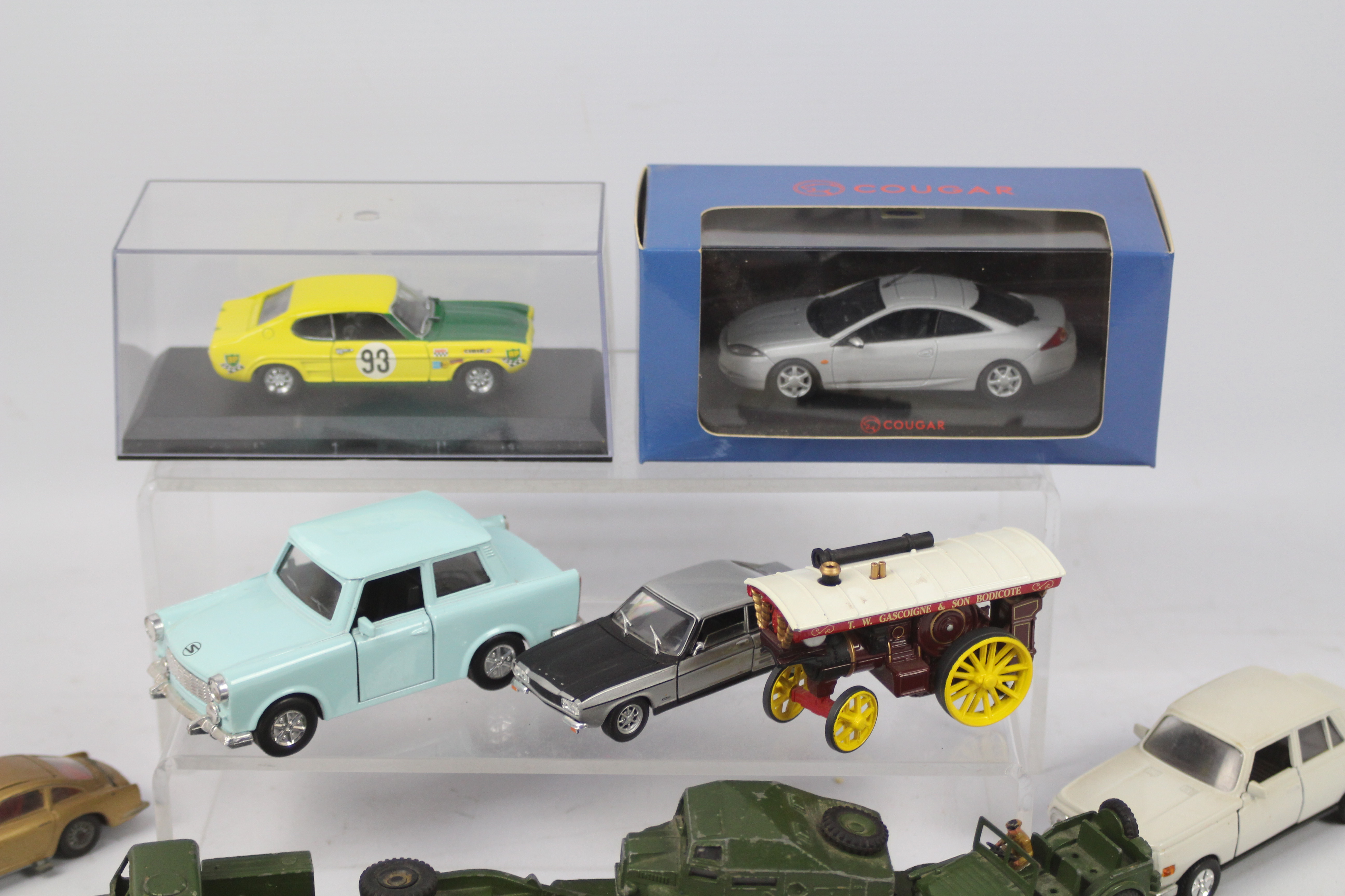 Corgi Toys, Paul's Model Art, Matchbox, Dinky Toys, - Image 2 of 4