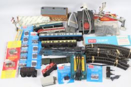 Hornby - Peco - A collection of OO gauge items including track, coaches, signals, power controller,