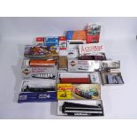 Hornby, Roco, Fleischmann, Airfix, Athearn, Proto 2000 Series, Other - 16 x boxed OO gauge,