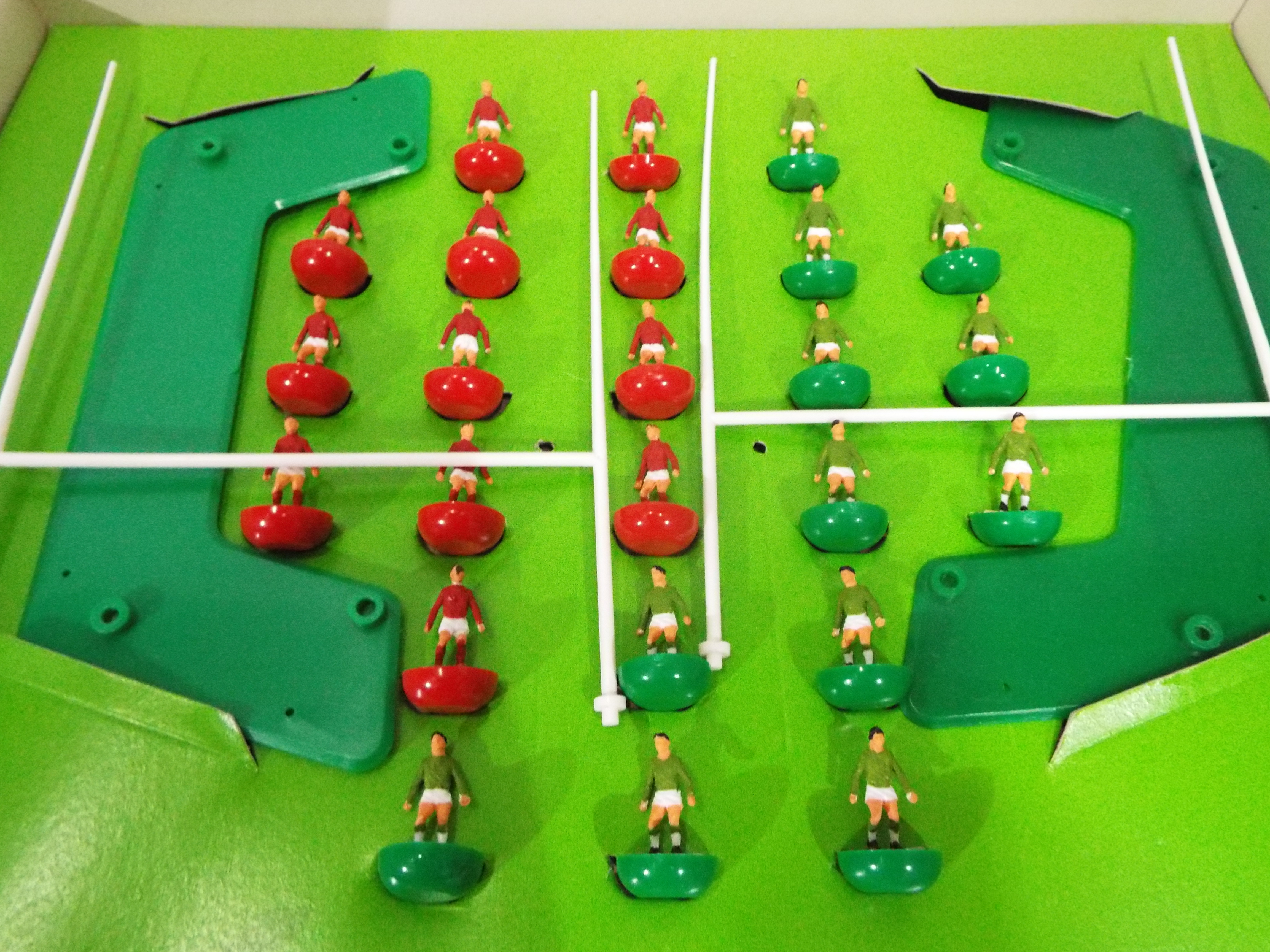 Subbuteo - A boxed Subbuteo International Edition Table Rugby. - Image 3 of 4