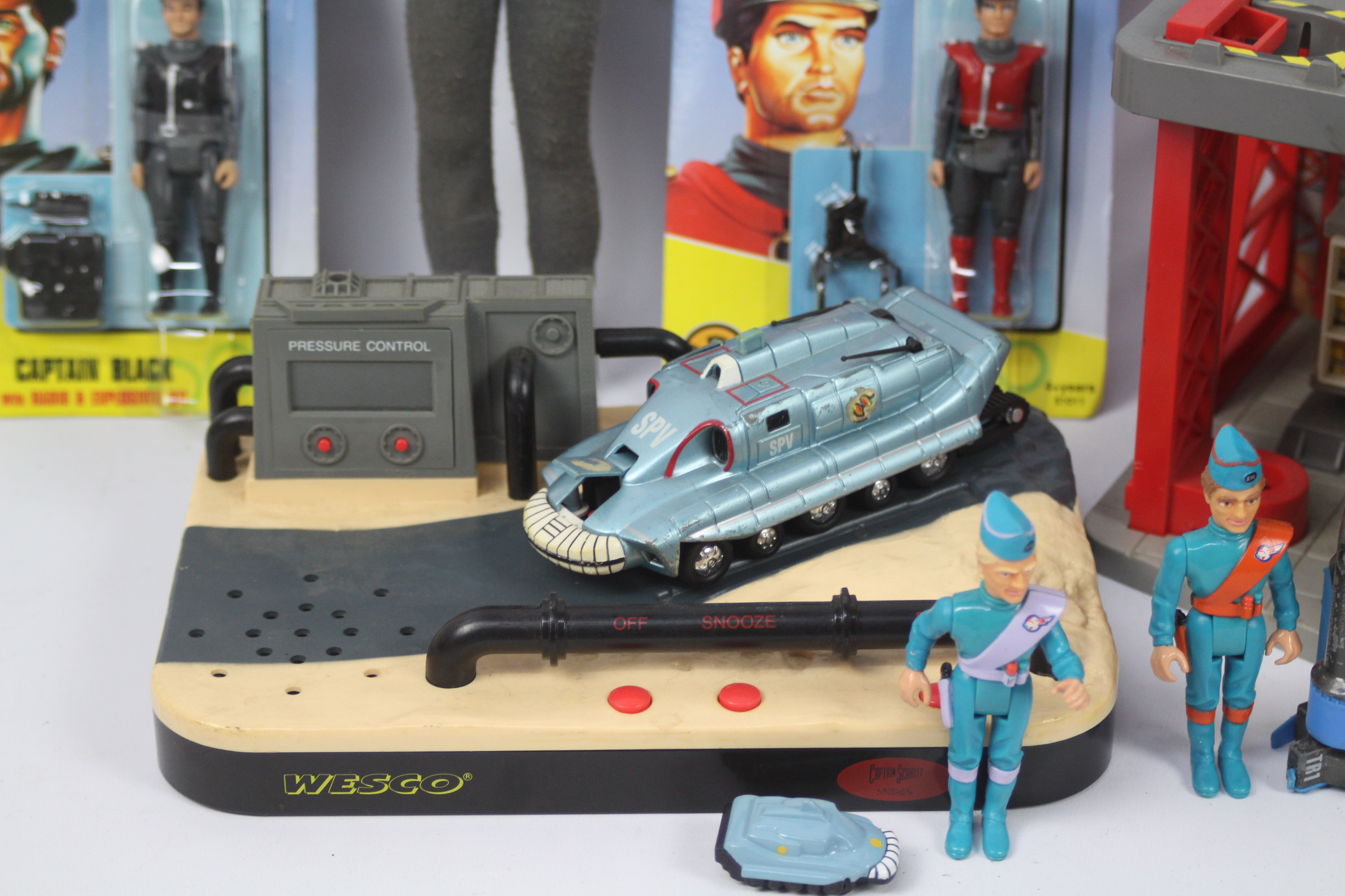 Captain Scarlet Wesco Alarm Clock with SPV. - Image 4 of 4