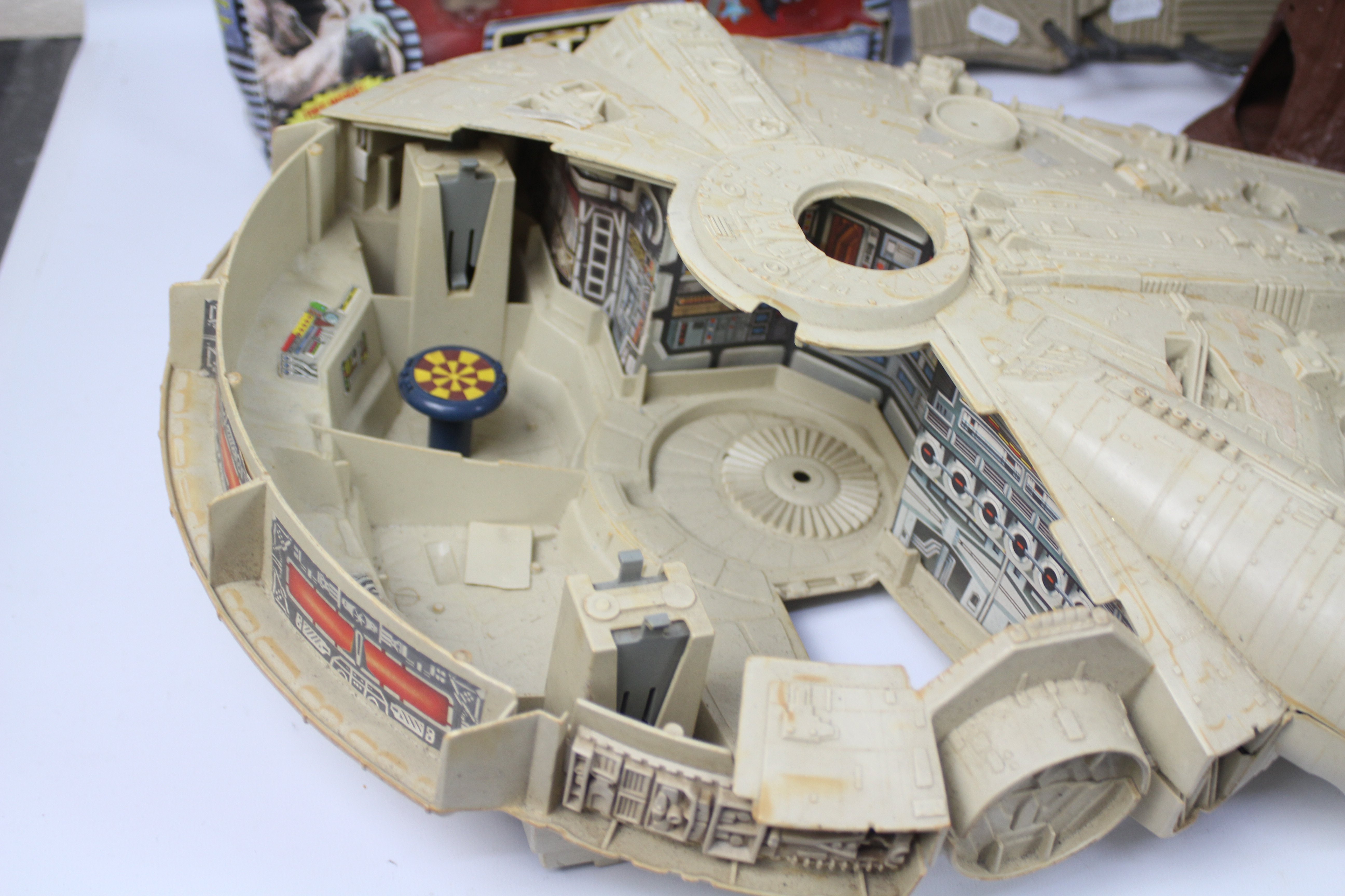 Star Wars - Kenner - Micro Machines - A Millennium Falcon from Kenner 1979, - Image 5 of 6