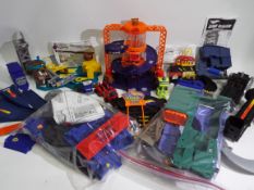 Hot Wheels - A collection of Hot Wheels Accessories including Car Wash, Tow And Tune,