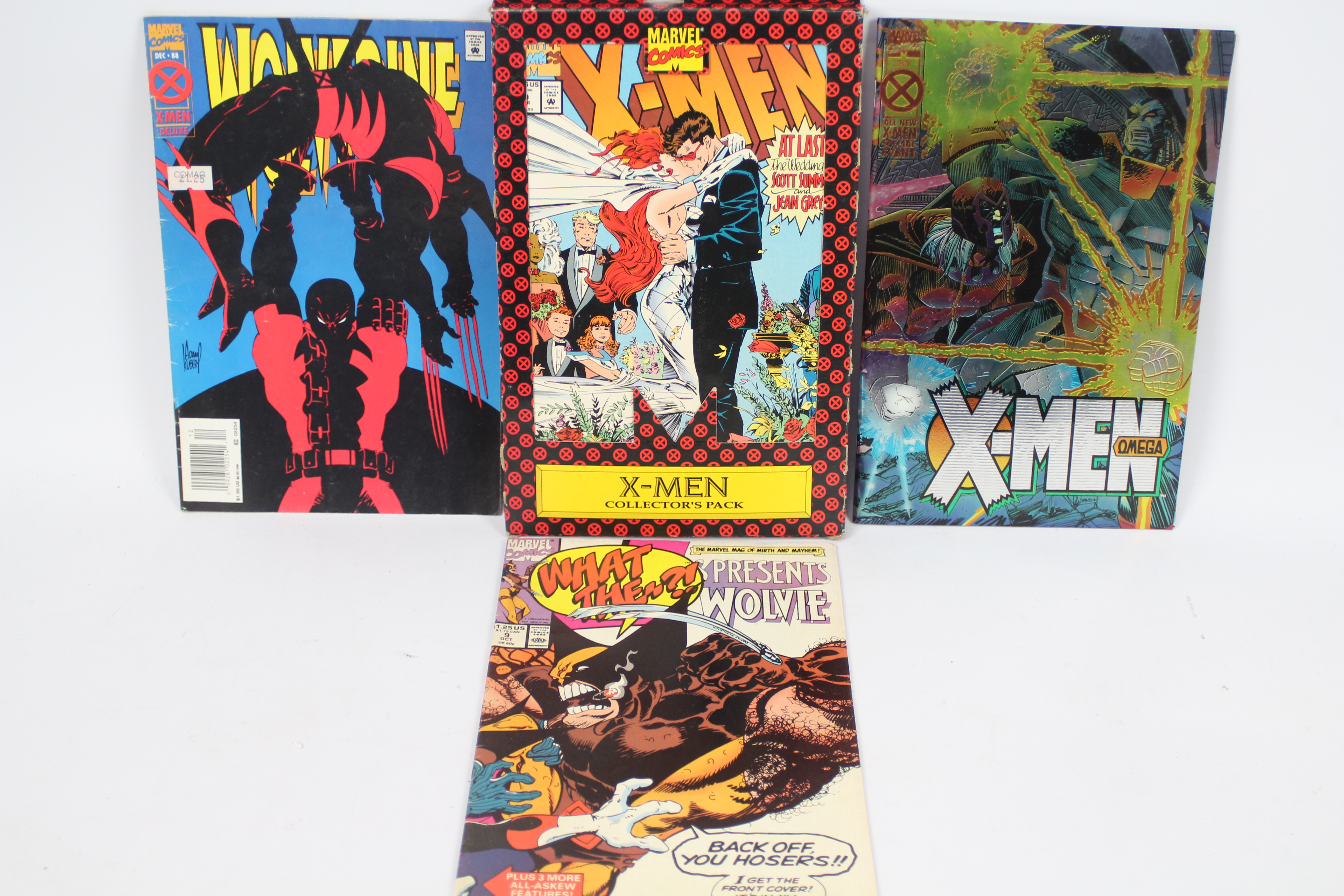 Marvel Comics - A selection of 4 sought after and one very rare comic's to include: X-Men Deluxe,