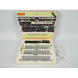 Hornby - an OO gauge boxed set, Bournemouth Belle, 4-6-2 'Alfred the Great' locomotive,