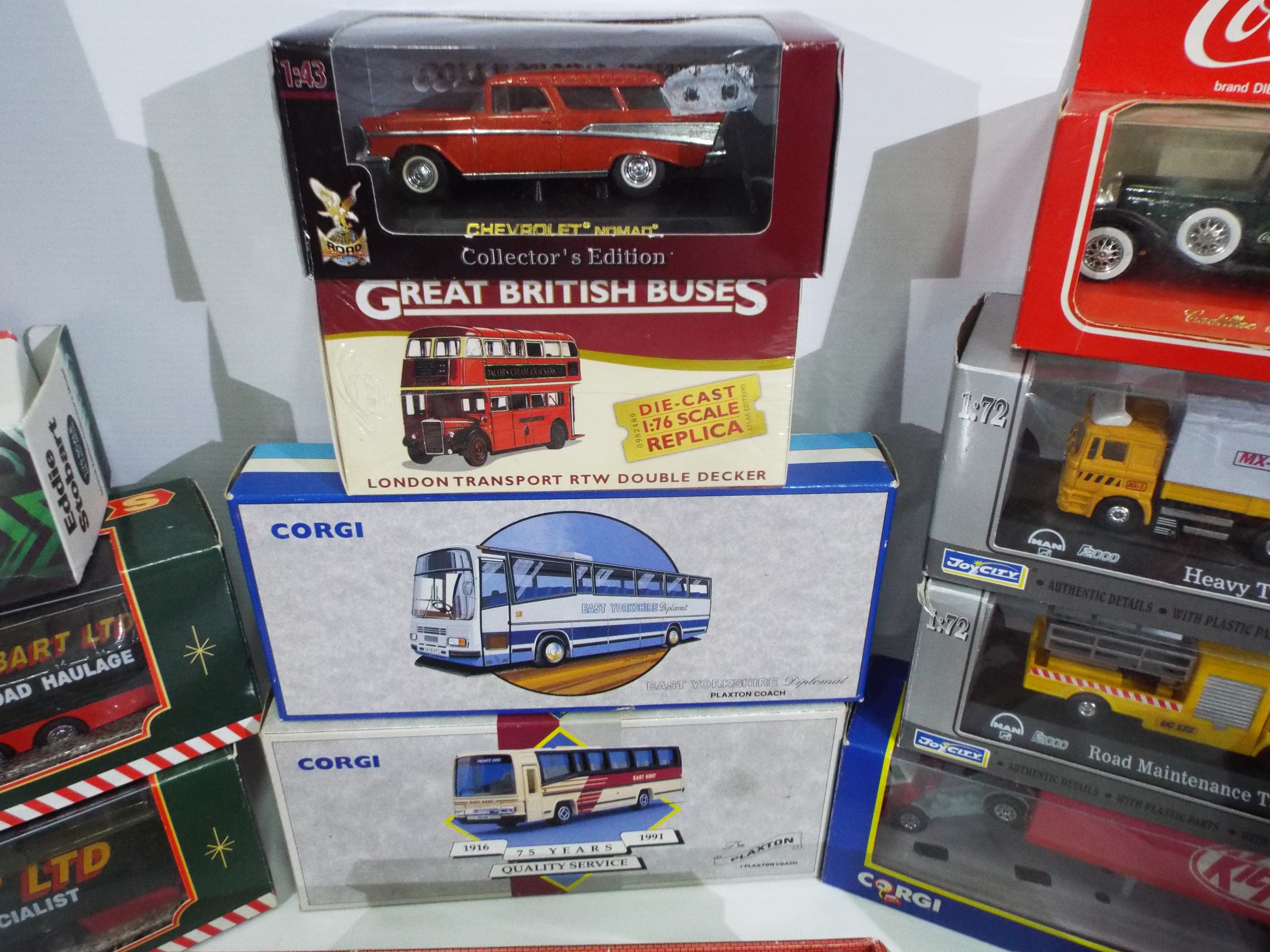 Corgi, Atlas Editions, Auto Art, EFE, Others - Over 20 boxed diecast vehicles in variou scales. - Image 3 of 8