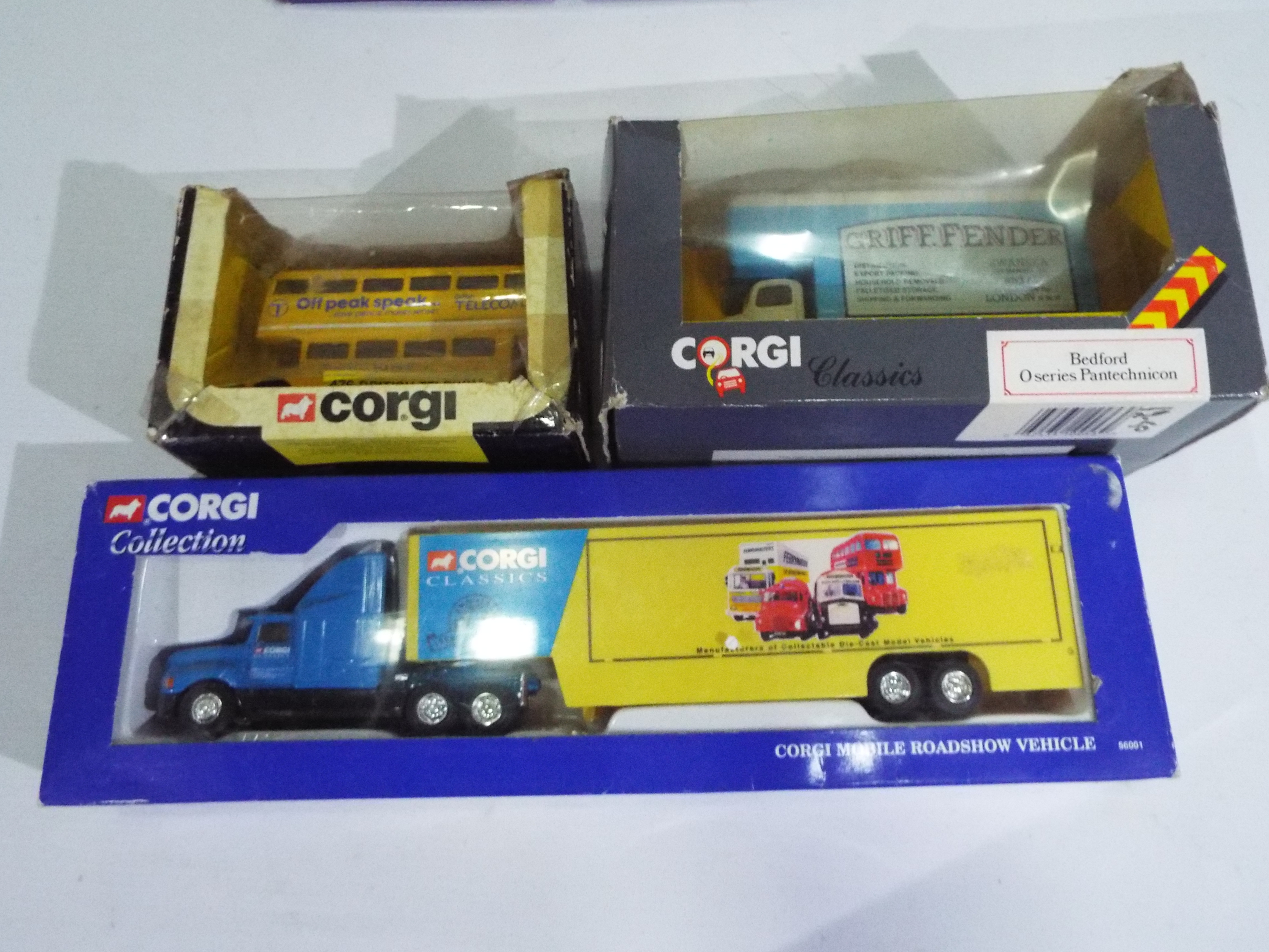 Corgi, Vanguards - 15 boxed diecast model vehicles. - Image 6 of 11