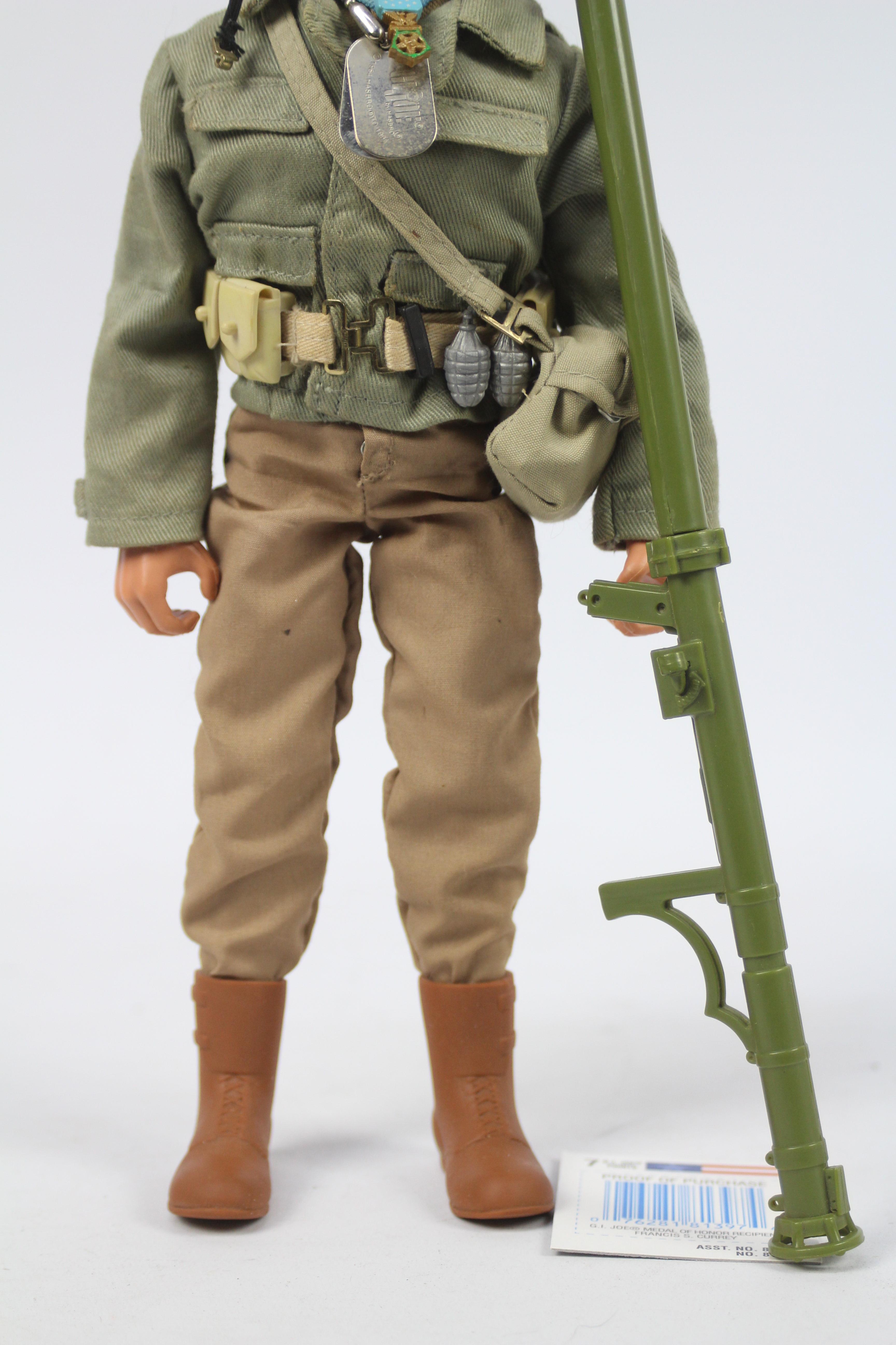 GI Joe, Hasbro - An unboxed G.I. Joe Francis S. Currey Medal of Honor 12" Action Figure. - Image 3 of 5