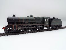 Bachmann - an OO gauge model 4-6-0 locomotive and tender, 'Seahorse' running no 45705,