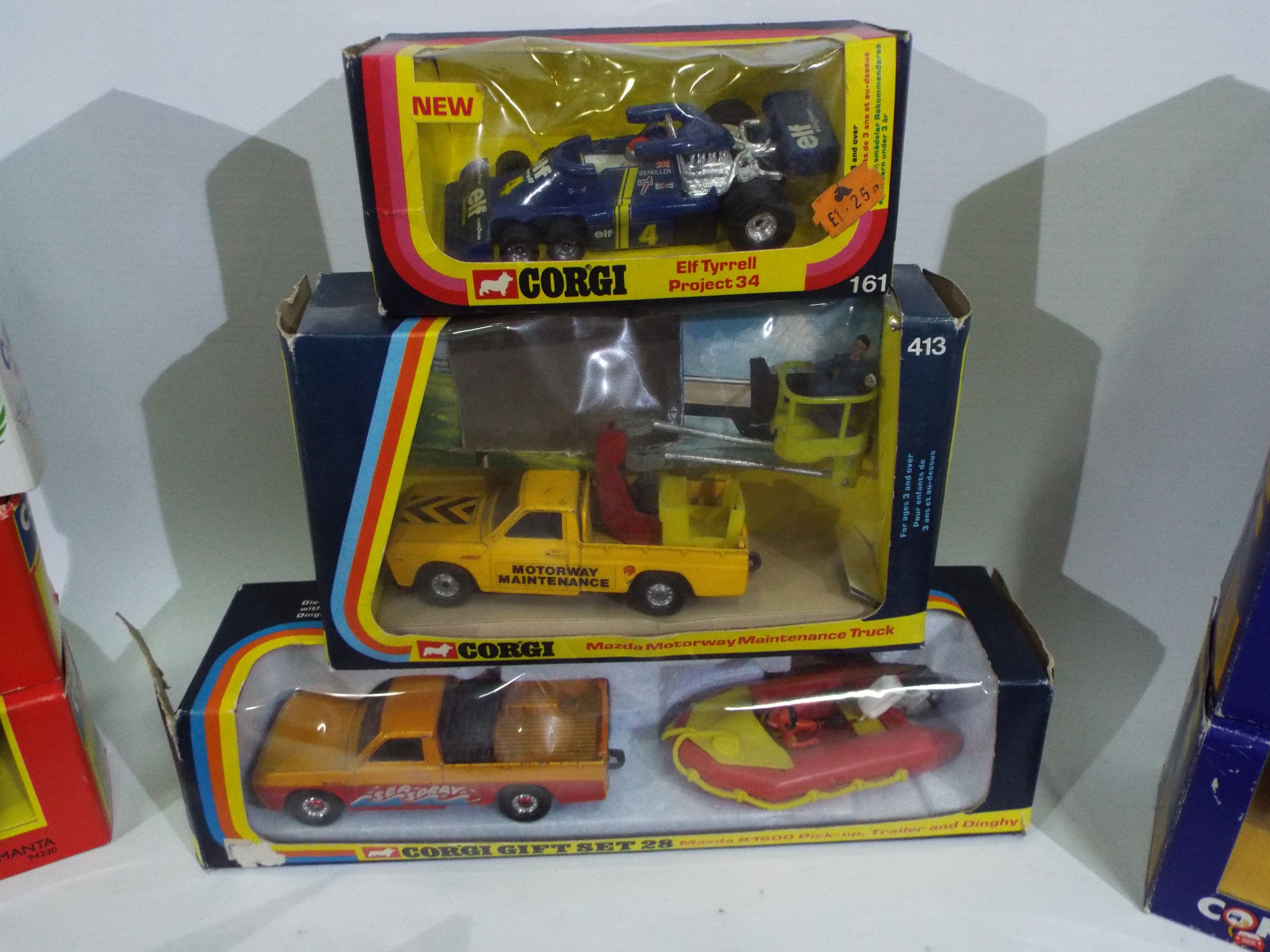 Corgi - 16 x boxed die-cast Corgi vehicles - Lot includes a 320 Ford Mustang, - Image 5 of 7
