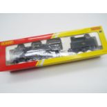 Hornby - an OO gauge DCC Ready model locomotive and tender, 2-10-0 Evening Star op no 92220,