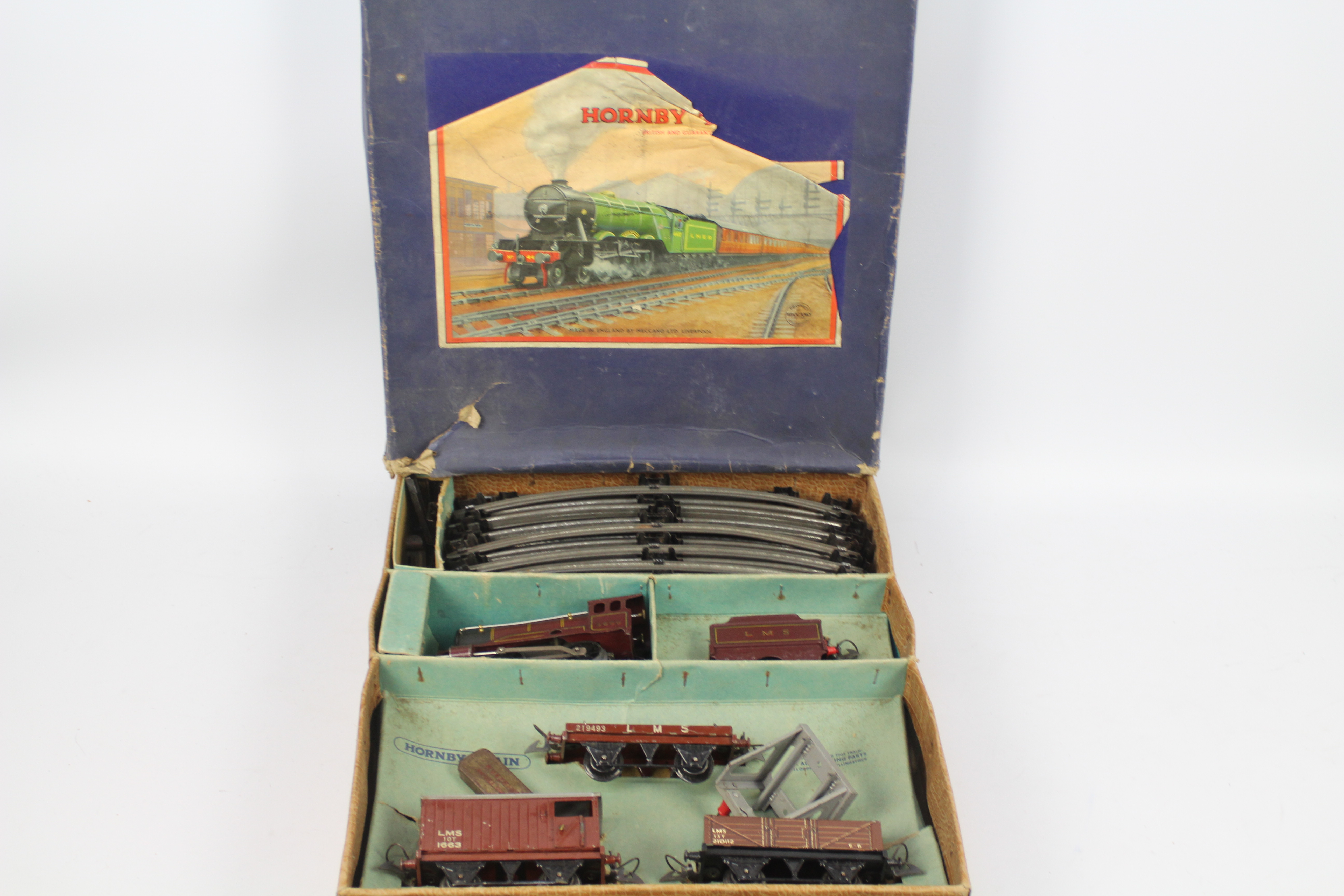 Hornby - A boxed Hornby #601 O gauge Clockwork Goods Train Set.