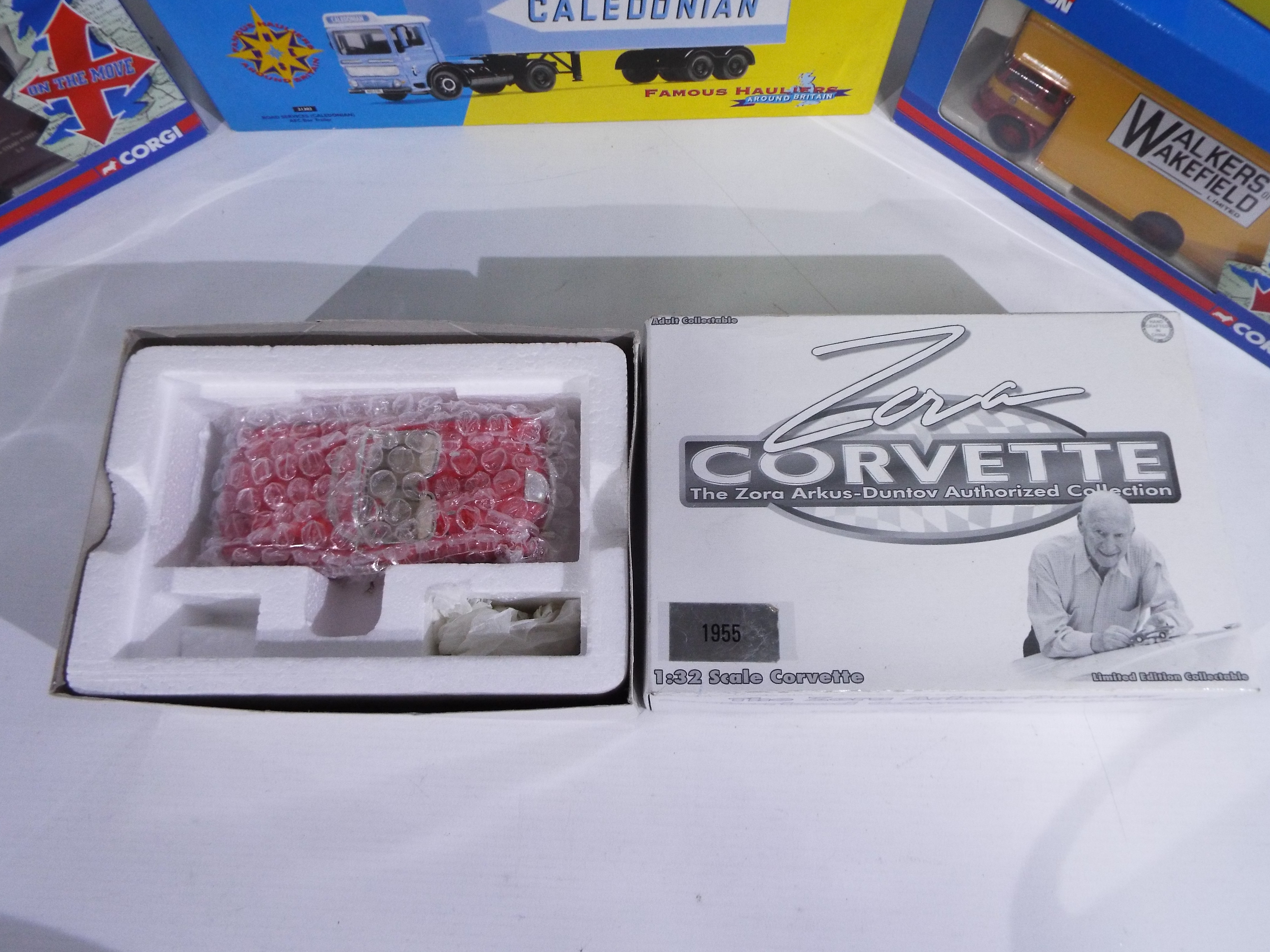 Corgi, Other - 16 boxed diecast and plastic model vehicles in various scales, mainly by Corgi. - Image 4 of 7