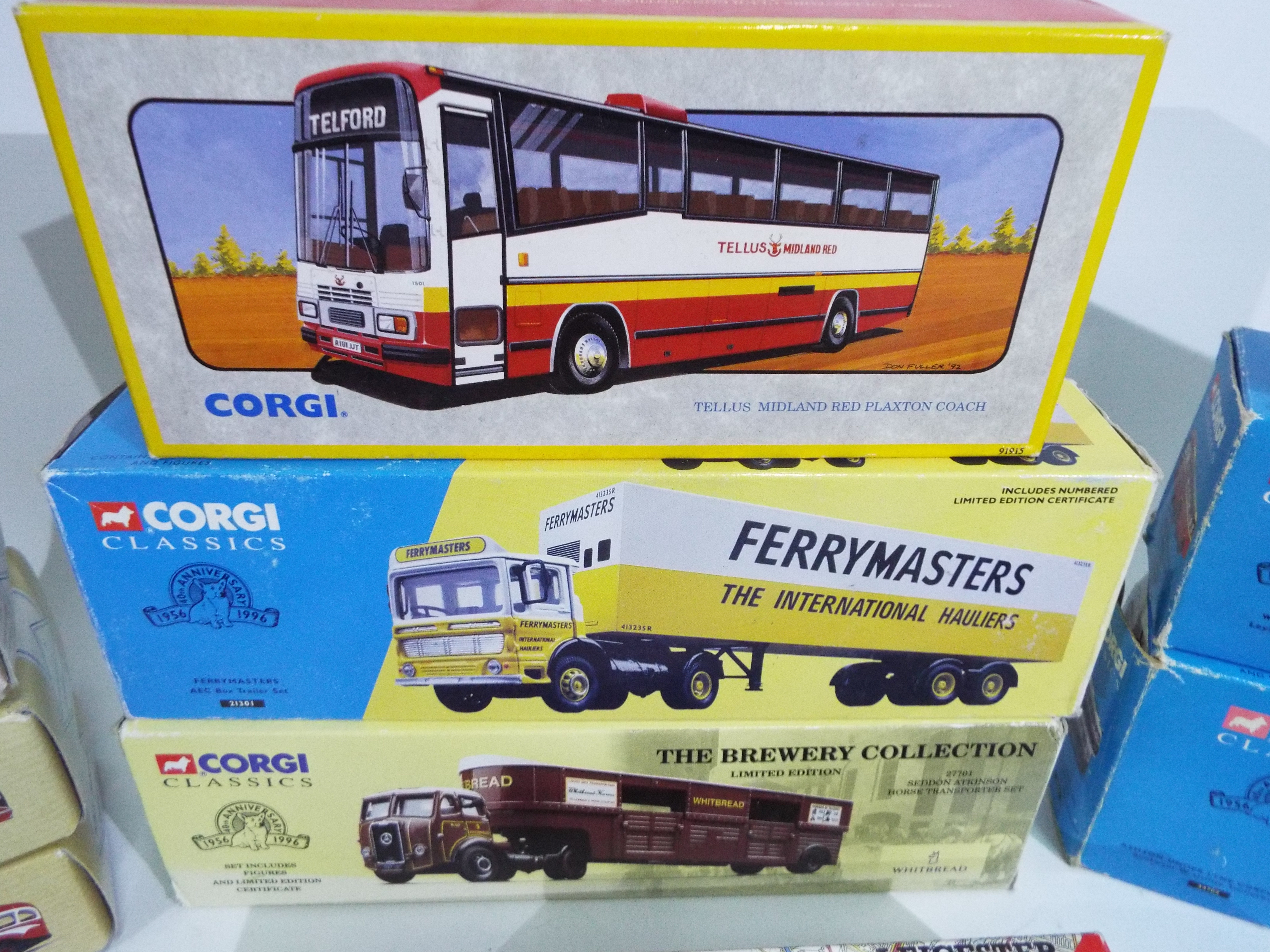 Corgi - 16 boxed diecast model from Corgi, predominately buses. - Image 3 of 6