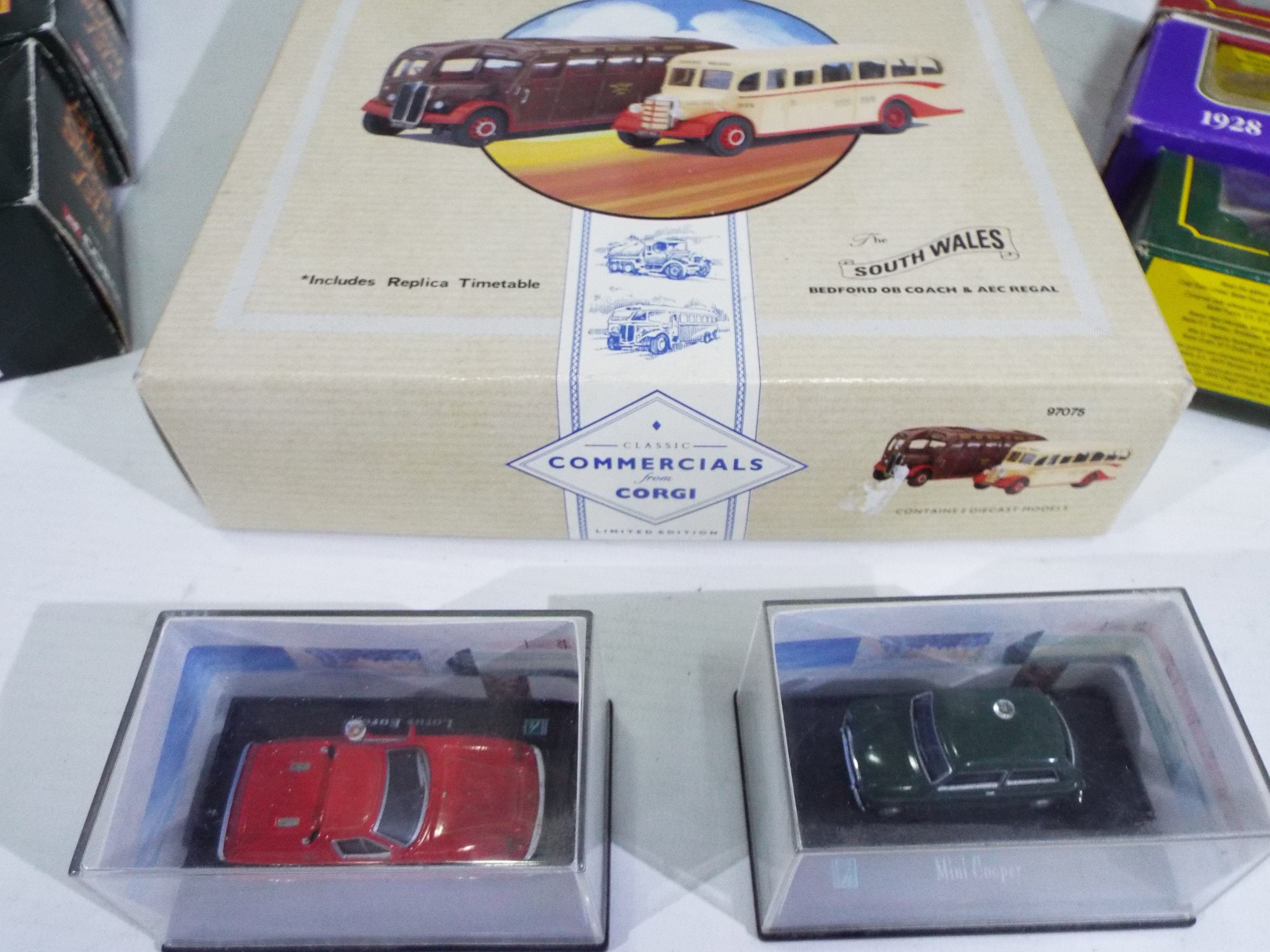 Corgi, Atlas Editions, Auto Art, EFE, Others - Over 20 boxed diecast vehicles in variou scales. - Image 7 of 8