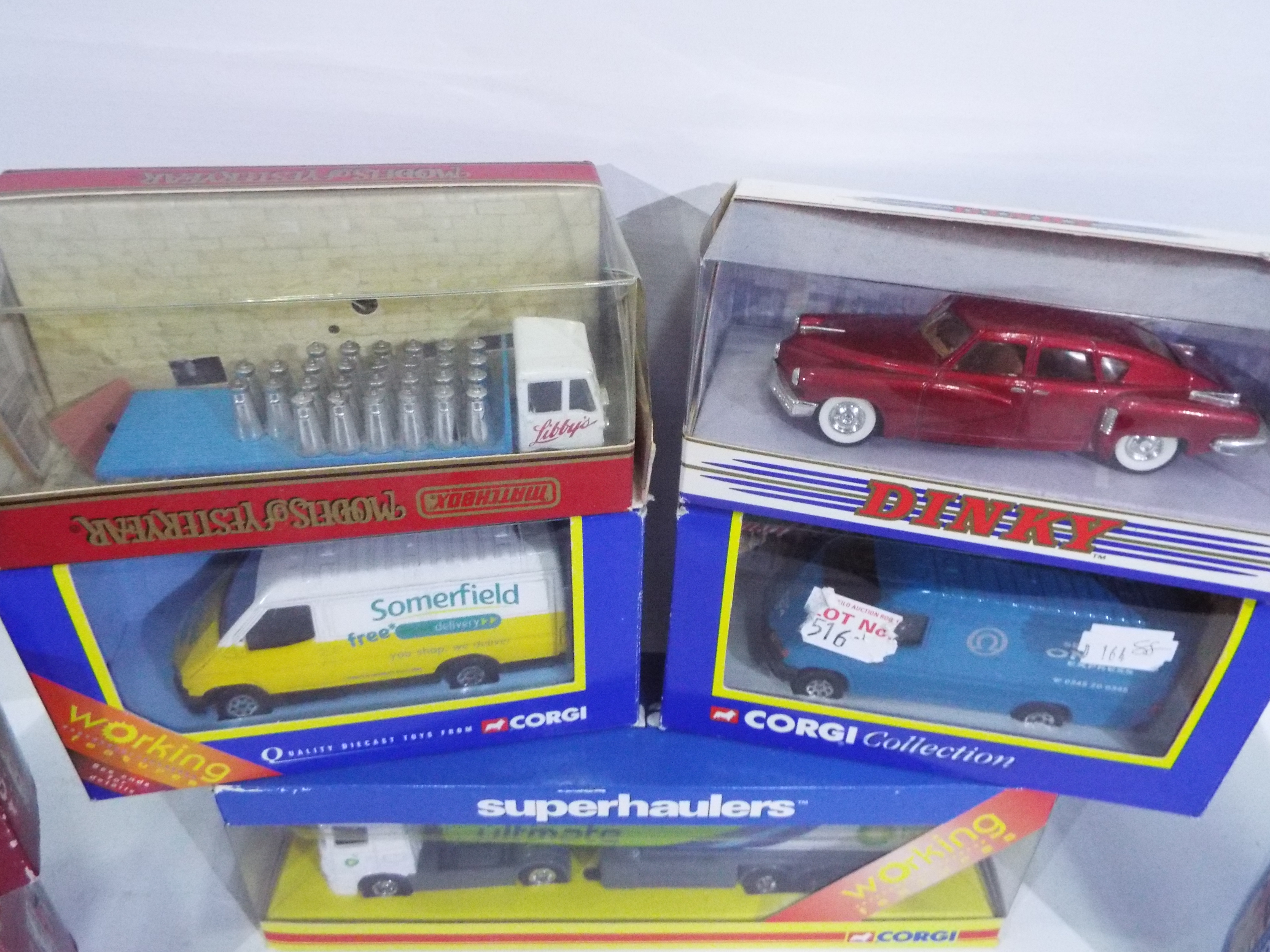 Corgi, Atlas Editions, Matchbox Dinky - A mixed collection of boxed diecast vehicles, - Image 5 of 8