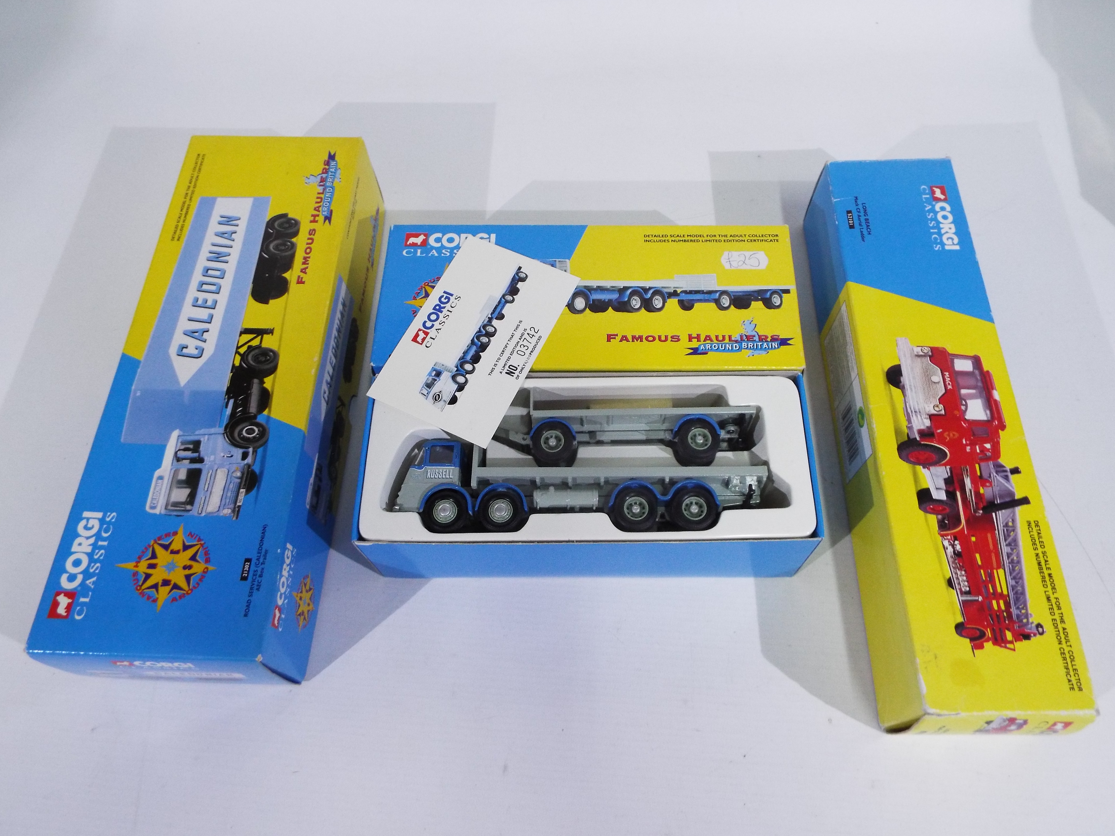 Corgi, Other - 16 boxed diecast and plastic model vehicles in various scales, mainly by Corgi. - Image 7 of 7