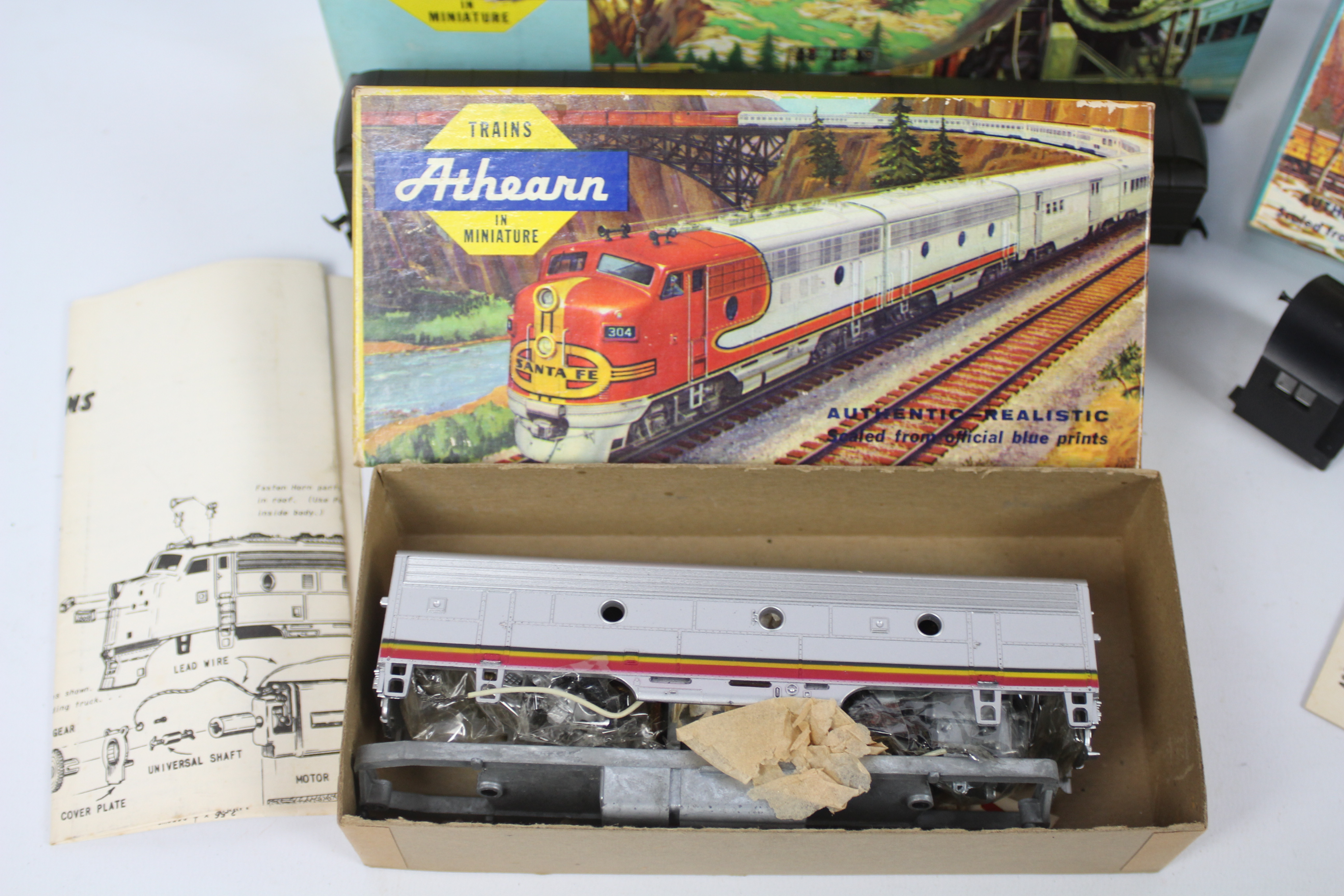 Athearn, Life Like Trains - A mixed lot to include HO locomotives, kits and rolling stock. - Image 6 of 6