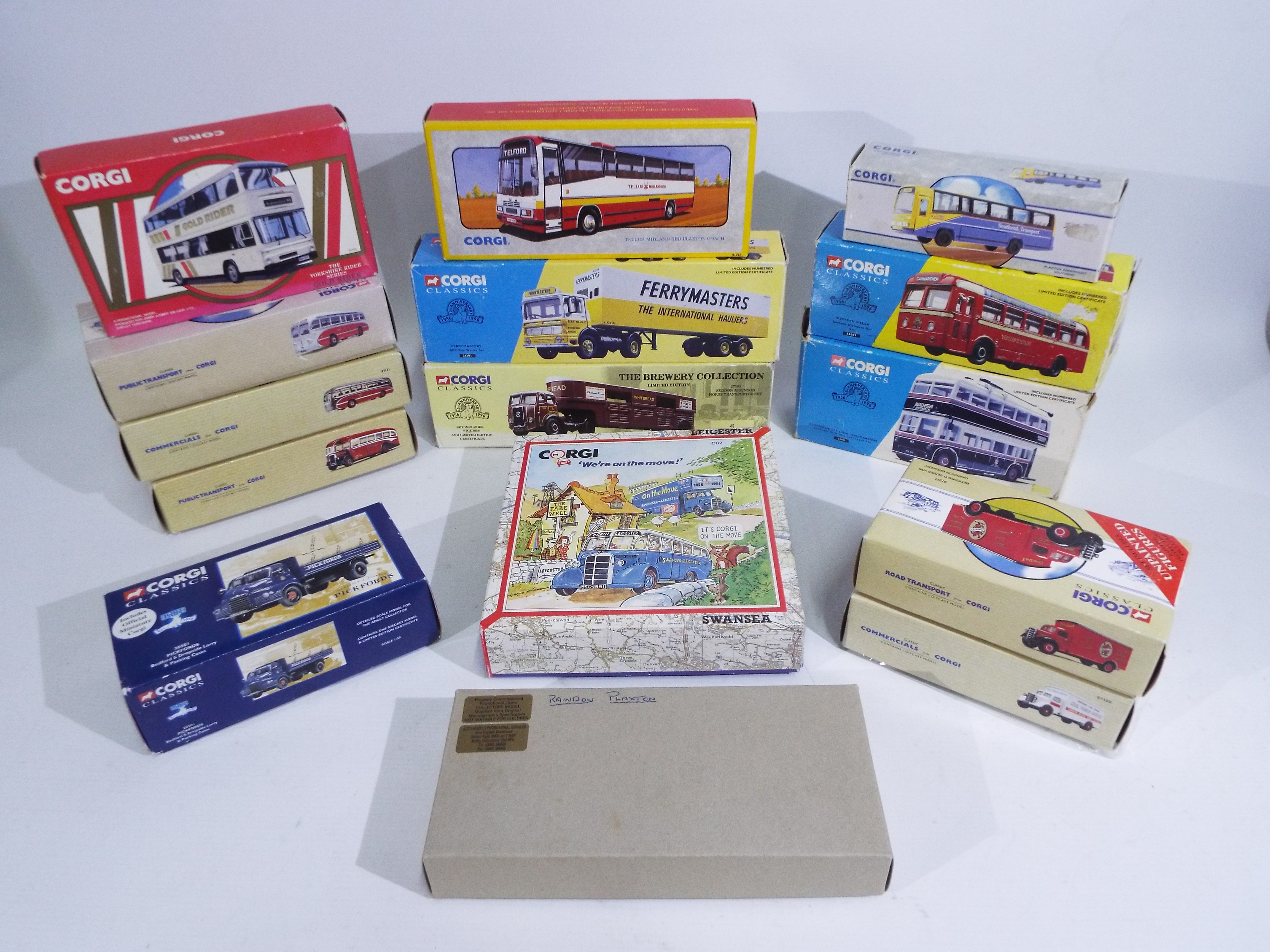 Corgi - 16 boxed diecast model from Corgi, predominately buses.