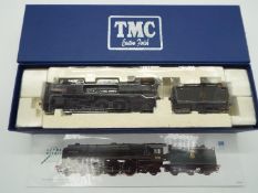 Hornby Super Detail - an OO gauge DCC Ready 4-6-2 locomotive and tender,