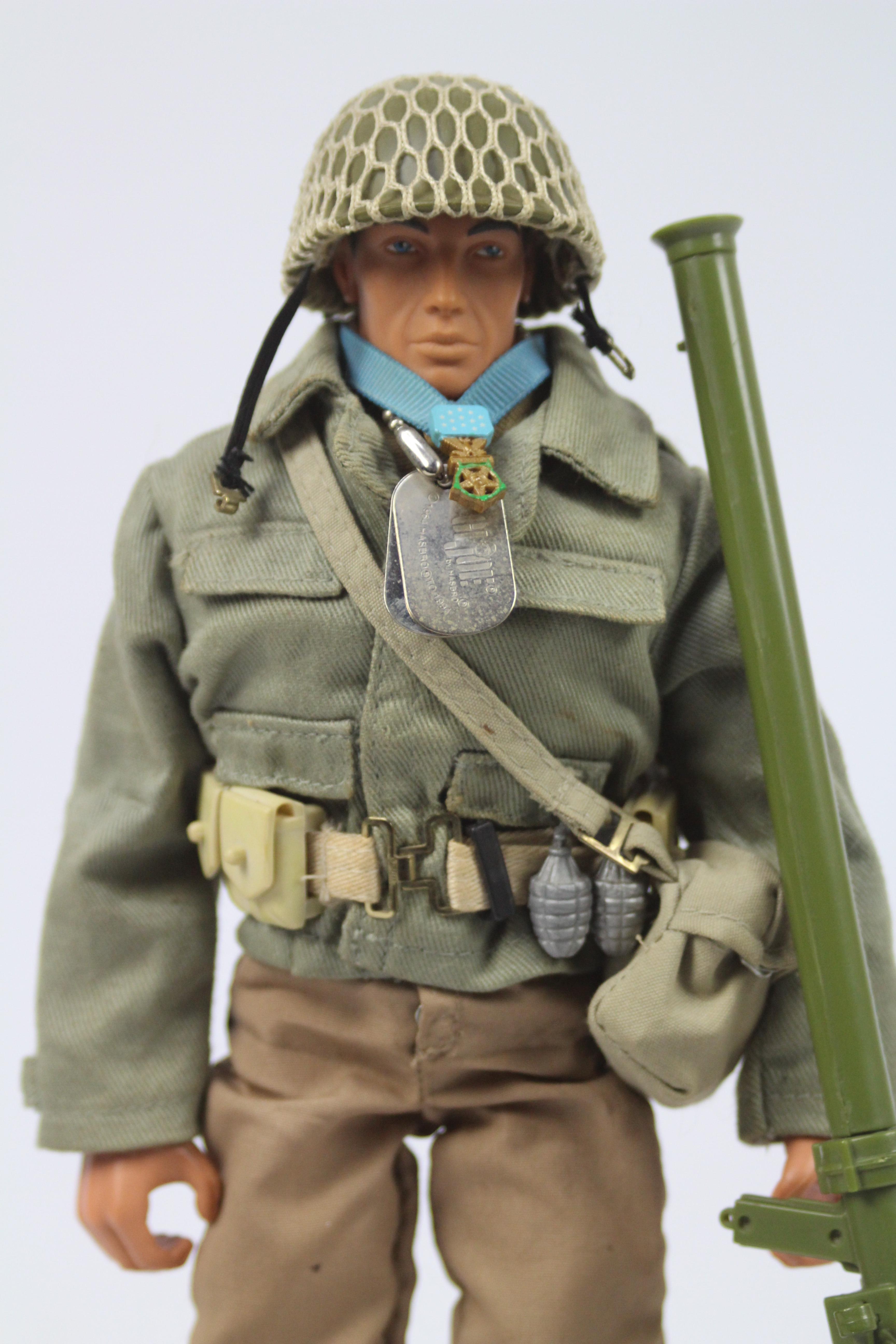 GI Joe, Hasbro - An unboxed G.I. Joe Francis S. Currey Medal of Honor 12" Action Figure. - Image 2 of 5