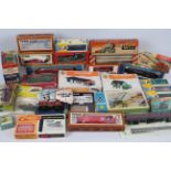 Varney, Airfix, Bachmann, AHM, Others - Two boxed HO gauge American locomotives,