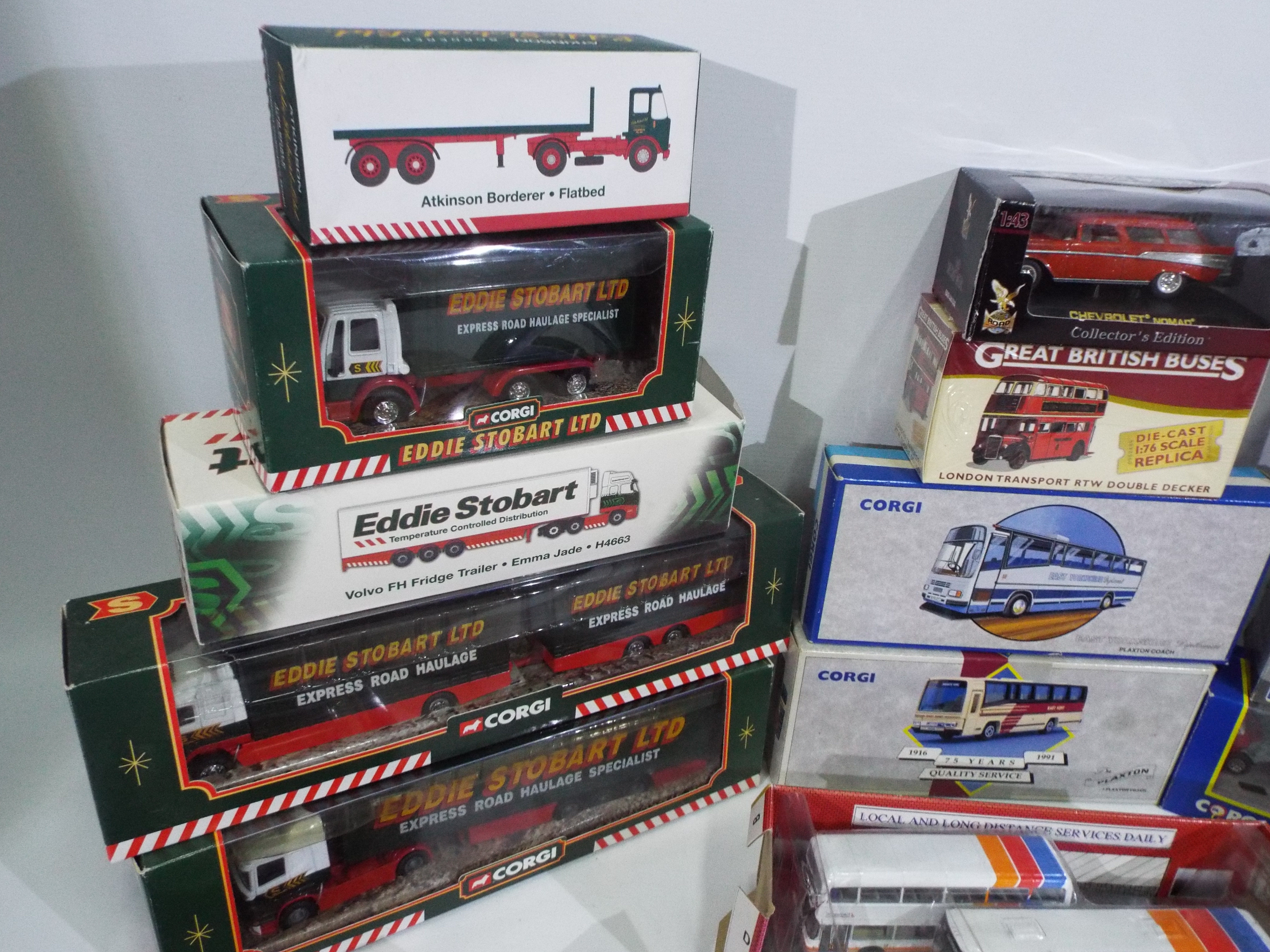 Corgi, Atlas Editions, Auto Art, EFE, Others - Over 20 boxed diecast vehicles in variou scales. - Image 2 of 8